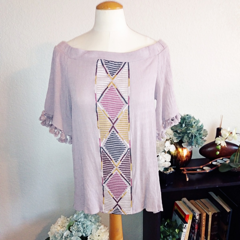 Knox Rose lavender fringe sleeve top sz L